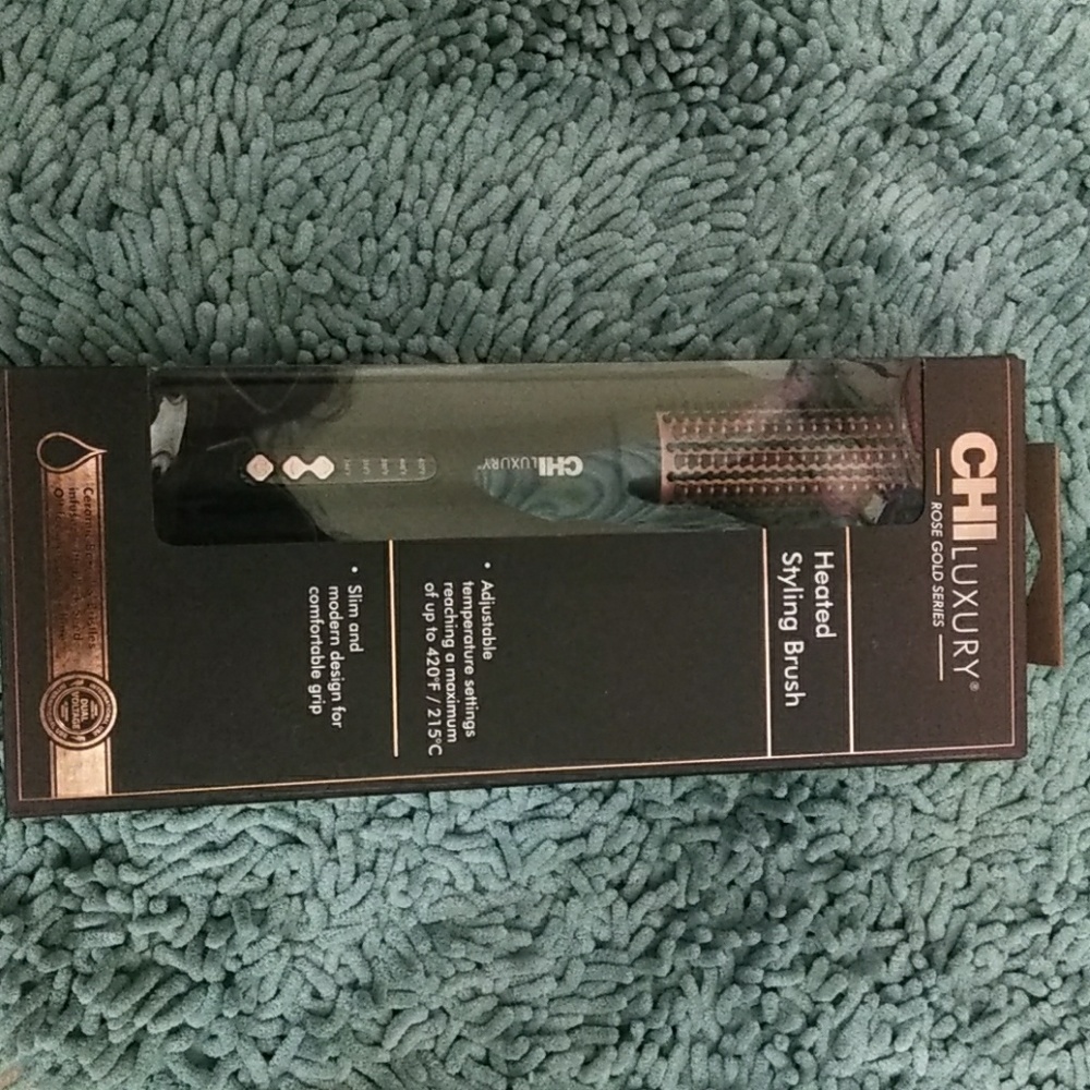 CHI luxury heated styling brush